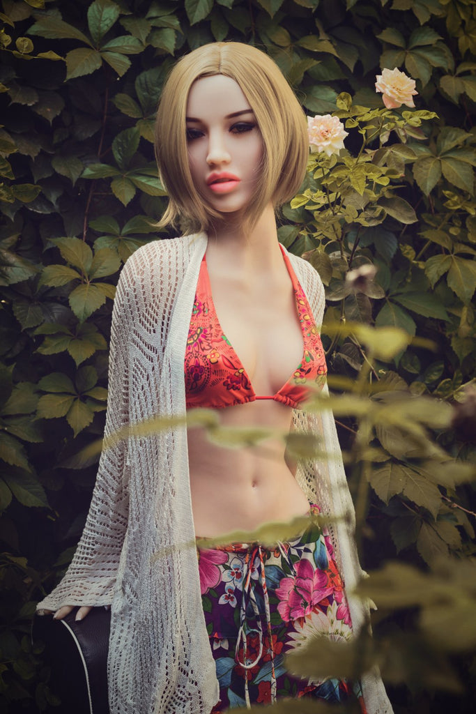 WM 157cm B cup Sophie
